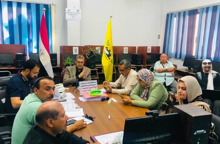 بالصوت والصورة.. رضوان يتابع 520 طالب يؤدون امتحان الرياضيات البحتة