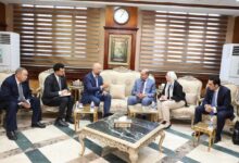 محافظ المنيا يستقبل سفير النرويج وممثلى شركة “سكاتك” لبحث مستجدات مشروع “وادي الطاقة المستدامة” باستثمارات 1.8 مليار دولار