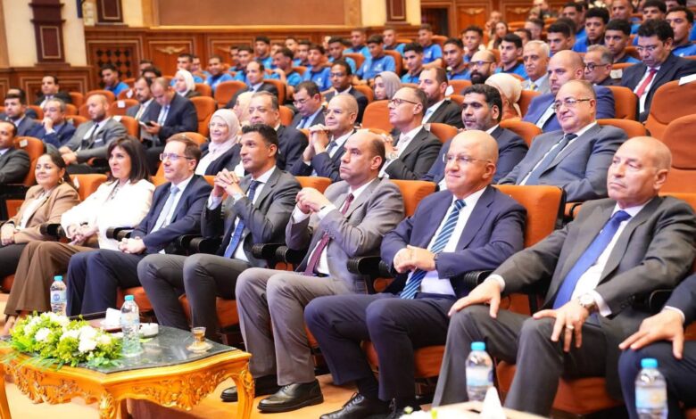 وزير العمل يوجه 3 رسائل من حفل تخرج “المدرسة السويدية” وزير العمل يوجه 3 رسائل من حفل تخرج “المدرسة السويدية