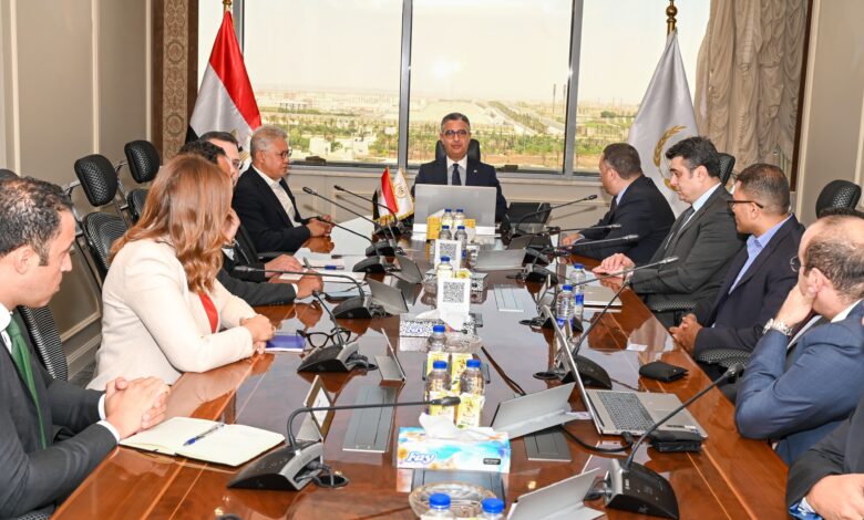 وزير التموين والتجارة الداخلية يبحث مع شركة أورانج مصر سبل التعاون في تنفيذ المشروع القومي “كاري أون”