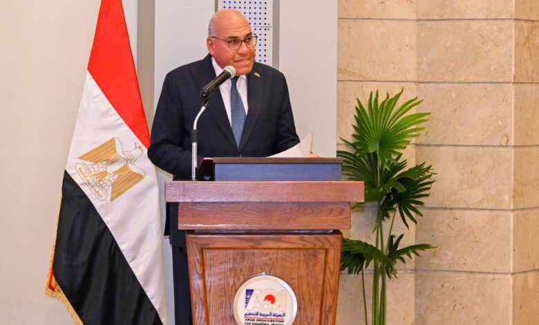 رئيس جمهورية مدغشقر يزور الهيئة العربية للتصنيع ويشيد بالقدرات التصنيعية المتطورة بالهيئة رئيس جمهورية مدغشقر يزور الهيئة العربية للتصنيع ويشيد بالقدرات التصنيعية المتطورة بالهيئة
