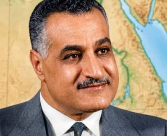 فى ذكرى ثورة 23 يوليو الرئيس جمال عبد الناصر يقترض من بنك مصر ليزوج ابنته فى ذكرى ثورة 23 يوليو الرئيس جمال عبد الناصر يقترض من بنك مصر ليزوج ابنته