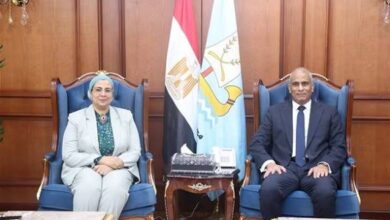 محافظ كفر الشيخ ورئيسة القومي للمرأة يبحثان تعزيز التعاون لدعم برامج تمكين المرأة