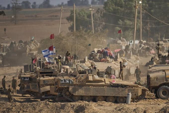 حماس: غارات جيش الإحتلال الوحشية بغزة تأتي في سياق حرب الإبادة ضد الفلسطينيين حماس: غارات جيش الإحتلال الوحشية بغزة تأتي في سياق حرب الإبادة ضد الفلسطينيين