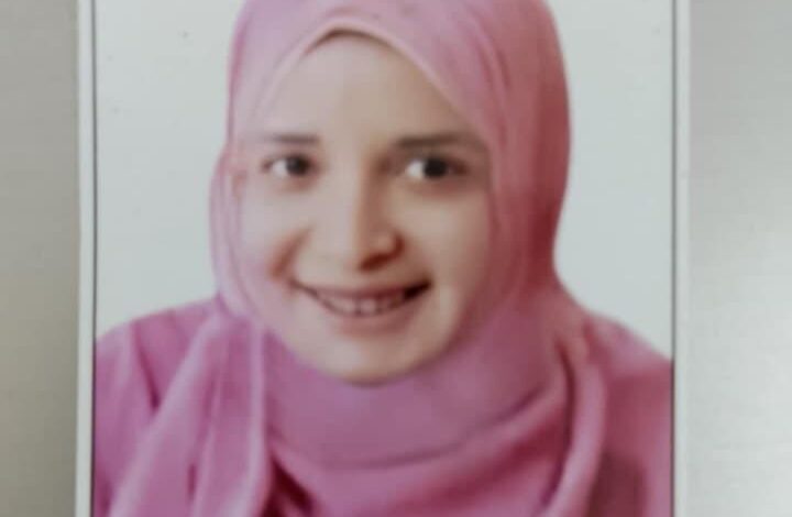 غباء في وجوه البشر