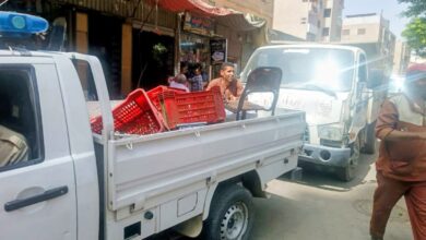 مصادرة 295 مخالفة مرافق في حملة مكبرة لحي شرق سوهاج بشوارع السوق القديم والمشاية