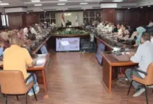 نائب محافظ بنى سويف يتابع الموقف التنفيذى لملفات محطات أبراج المحمول