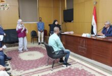 محافظ بني سويف يوجه بسرعة حل مشاكل المواطنين خلال اللقاء الاسبوعى