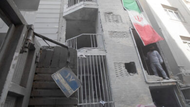 مسؤول إيراني: طهران تنتقل من الدفاع إلى الهجوم وتحدد مهلة للولايات المتحدة مسؤول إيراني: طهران تنتقل من الدفاع إلى الهجوم وتحدد مهلة للولايات المتحدة