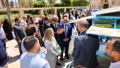 محافظ كفرالشيخ يشهد تسليم معدات وعربات تعمل بالطاقة الشمسية لـعدد من الصيادات