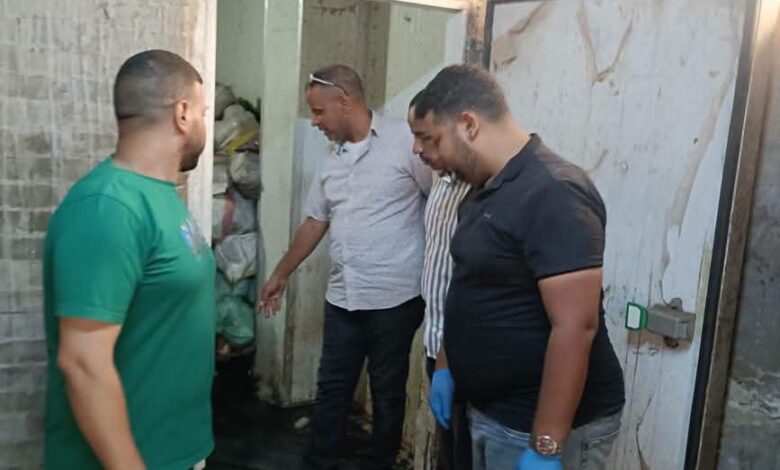 محافظة الجيزة تضبط 8 أطنان من اللحوم والأحشاء الفاسدة بالعمرانية محافظة الجيزة تضبط 8 أطنان من اللحوم والأحشاء الفاسدة بالعمرانية