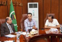 محافظ المنيا يوجه بسرعة تنفيذ التأشيرات الخاصة بالطلبات الجماهيرية والاستجابة لمطالب المواطنين