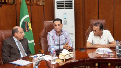 محافظ المنيا يوجه بسرعة تنفيذ التأشيرات الخاصة بالطلبات الجماهيرية والاستجابة لمطالب المواطنين