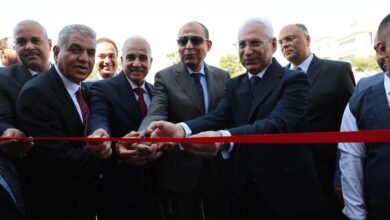 محافظ المنيا ورئيس الجامعة الأهلية يفتتحان فرع البنك الأهلي المصري داخل الحرم الجامعي