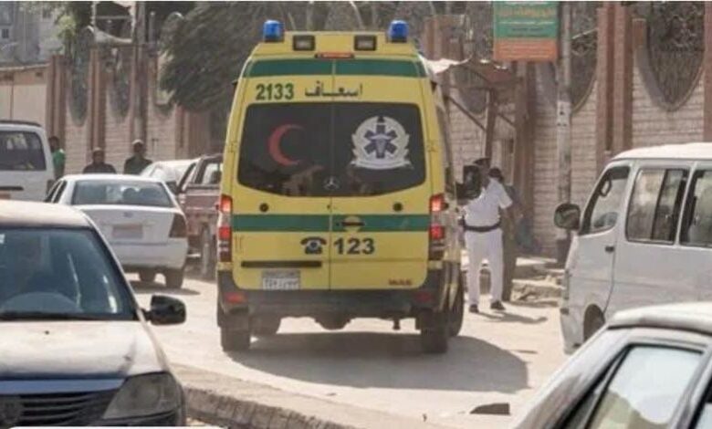 إصابة سيدة طعنآ بالسكين على يد زوجها بقنا إصابة سيدة طعنآ بالسكين على يد زوجها بقنا