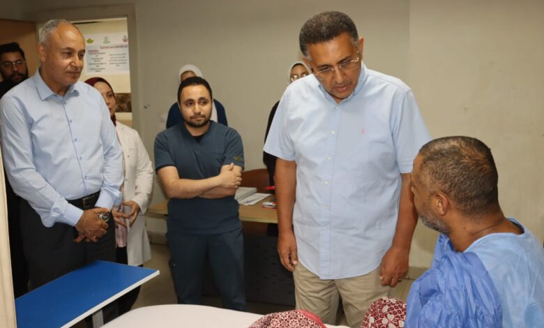 محافظ القليوبية يتفقد مستشفى الخانكة المركزي في زيارة مفاجئة للاطمئنان على مستوى الخدمة المقدمة للمرضي محافظ القليوبية يتفقد مستشفى الخانكة المركزي في زيارة مفاجئة للاطمئنان على مستوى الخدمة المقدمة للمرضي