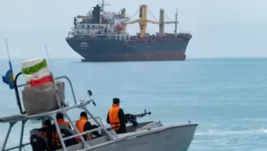 مصدر عسكري إيراني: المواجهة في مضيق هرمز ليس لها علاقة بزرع الألغام