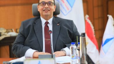 رئيس جامعة كفر الشيخ يهنئ شباب الجامعة والوطن باليوم العالمي للشباب.. «شبابنا قوة مصر وصنّاع مستقبلها»