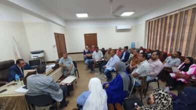 لا نتصيد الأخطاء ولا نتهاون..” وكيل تعليم الأقصر” يوجه بتطبيق ” الحزم العادل ” لمتابعة المؤسسات التعليمية