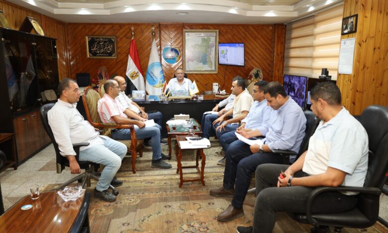 رئيس مياه الغربية يعقد اجتماعًا لمتابعة المشروعات واحتياجات الأفرع من الدعم الفني رئيس مياه الغربية يعقد اجتماعًا لمتابعة المشروعات واحتياجات الأفرع من الدعم الفني