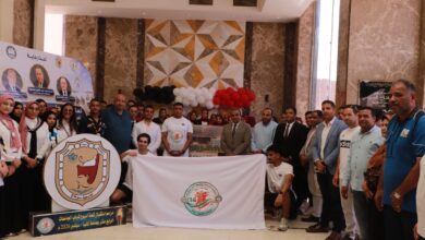 رئيس جامعة المنيا يطلق شعلة أسبوع شباب الجامعات الـ14