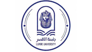 ” جامعة الأقصر” تنظم معرضاً فنياً للطلاب المتخصصين وغير المتخصصين ” جامعة الأقصر” تنظم معرضاً فنياً للطلاب المتخصصين وغير المتخصصين