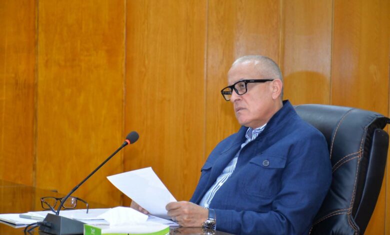 ” محافظ الأقصر” يترأس اجتماعاً موسعاً لمتابعة ملف التصالح وتقنين أوضاع المواطنين