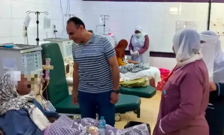 وكيل صحة بني سويف يتفقد وحدة الغسيل الكلوي بالميمون ويحيل الطبيب للتحقيق وكيل صحة بني سويف يتفقد وحدة الغسيل الكلوي بالميمون ويحيل الطبيب للتحقيق