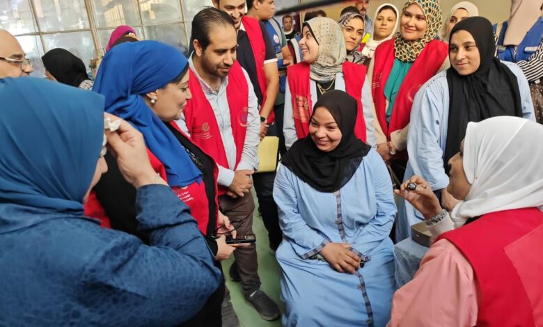 “الغربية” تواصل خطواتها لدعم تكتل الغزل والنسيج بالمحلة الكبرى 