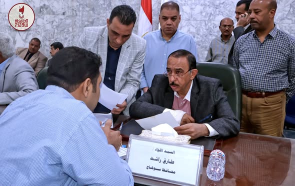 محافظ سوهاج يعقد اللقاء الجماهيري الأسبوعي