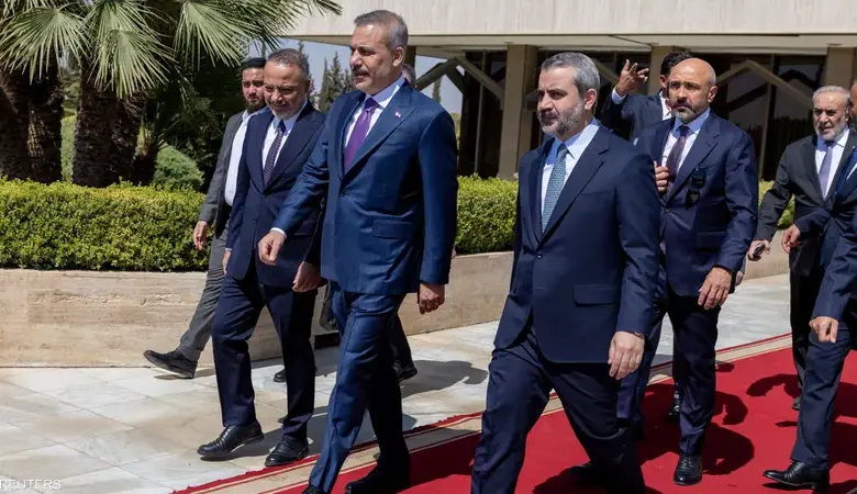 وزير الخارجية السوري: نبحث تفعيل لجنة مشتركة مع تركيا ورفع التبادل التجاري وزير الخارجية السوري: نبحث تفعيل لجنة مشتركة مع تركيا ورفع التبادل التجاري