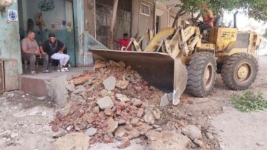 محافظ الجيزة يتابع مشروعات الرصف والتطوير الجارية بحي بولاق الدكرور