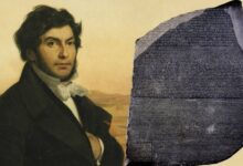 سبتمبر 1822.. اليوم الذي نطق فيه حجر رشيد