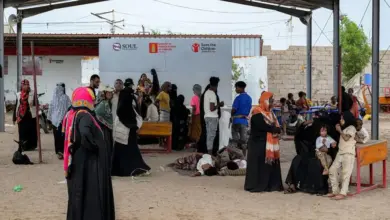 موجة القتال تقتلع الآلاف في اليمن.. تعز ولحج تتصدران خريطة النزوح
