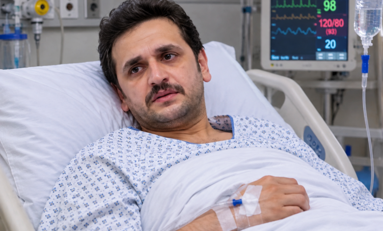 مصطفى خاطر يتعرض لوعكة صحية وينقل إلى المستشفى.. ومحمد الباسوسي يكشف التفاصيل مصطفى خاطر يتعرض لوعكة صحية وينقل إلى المستشفى.. ومحمد الباسوسي يكشف التفاصيل