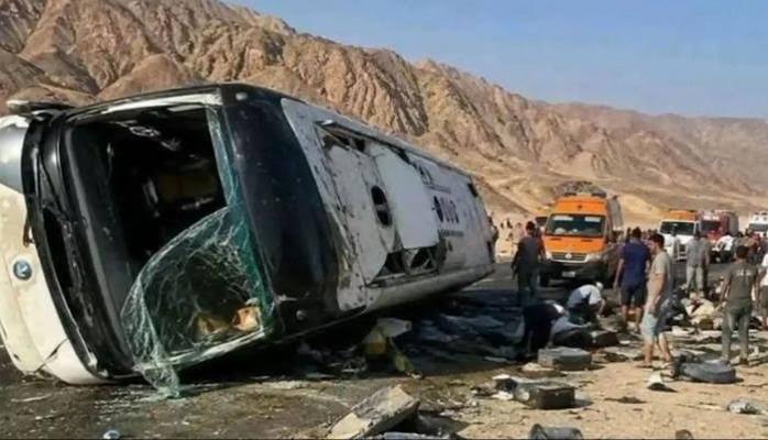 ارتفاع حصيلة حادثة أتوبيس جنوب سيناء إلى 22 وفاة و28 مصاباً