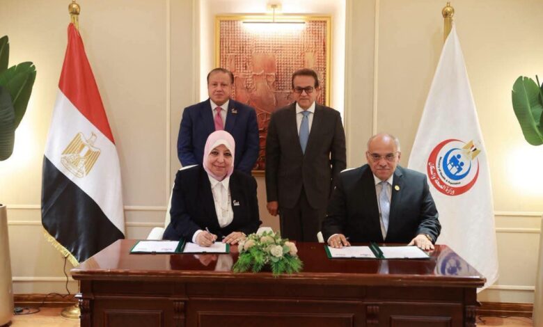 وزير الصحة يشهد توقيع بروتوكول تعاون لتوطين صناعة الدواء وتعزيز الأمن الدوائي