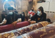 ” نحن مسيحيون مؤمنون بالسيد المسيح،اقتلنا بفؤوسنا”..أقباط الأقصر يحيون ذكرى ” الثلاثة فلاحين الشهداء”