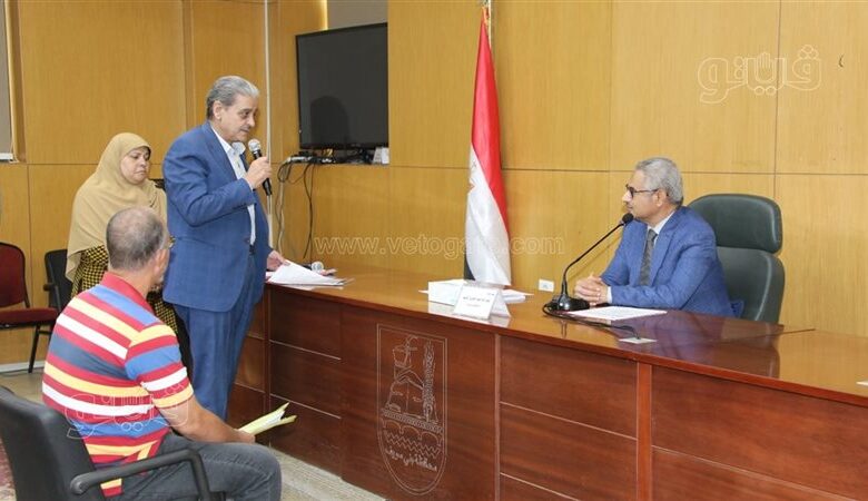محافظ بني سويف يتابع بحث شكاوى ومطالب المواطنين في اللقاء الأسبوعي المفتوح محافظ بني سويف يتابع بحث شكاوى ومطالب المواطنين في اللقاء الأسبوعي المفتوح