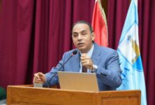 رئيس “الرقابة المالية” يحاضر أعضاء هيئة التدريس والطلاب بجامعة الإسكندرية 