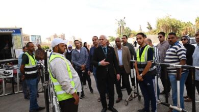رئيس جامعة أسيوط يتفقد أعمال تجهيز منطقة انتظار المرضى والمرافقين بمستشفى الإصابات والطوارئ