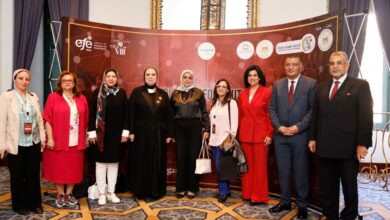 وزير الشباب والرياضة يلتقي الوزير المفوض بجامعة الدول العربية