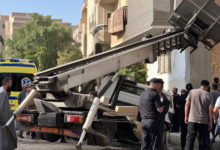 مصرع طالب بعد سقوط ونش لرفع الأثاث عليه فى سمالوط بالمنيا