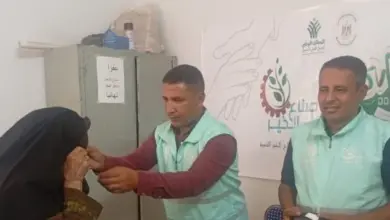 صناع الخير توزع 250 نظارة طبية على الأسر الأولى بالرعاية ببنى سويف ضمن «إيد واحدة»