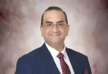 رئيس صيادلة الغرفة التجارية ببني سويف يستنكر الإساءة إلى الصيادلة ويطالب بتحري الدقة في تناول قضايا الدواء